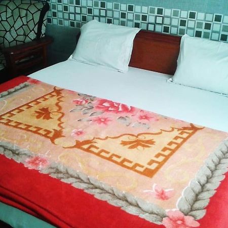 Oyo 27711 Hotel Evergreen Residency Bhopal Exterior foto